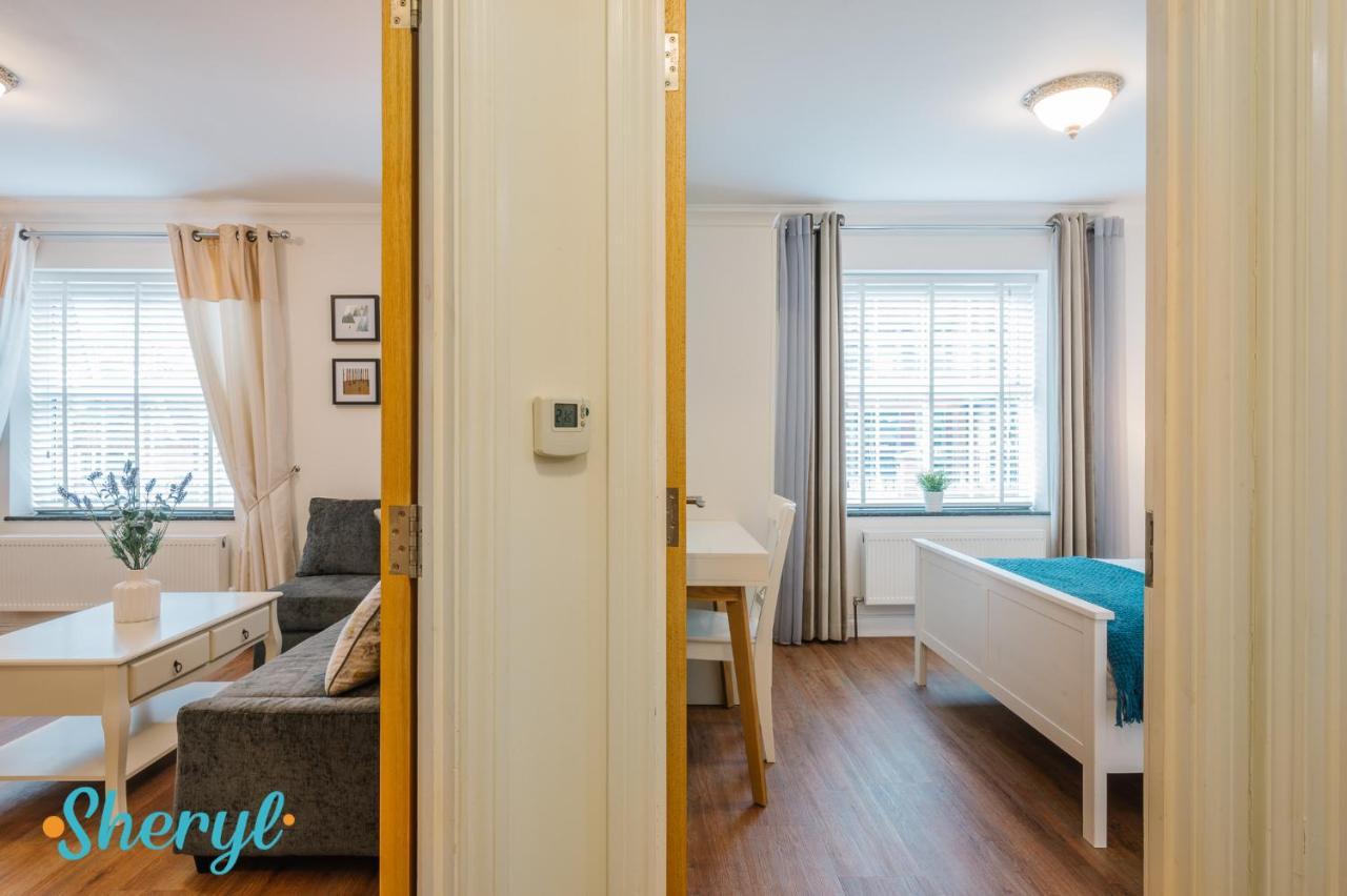 The Flat 2 By Sheryl - Stone Throw To Northampton Gen Hosp & Town Centre Apartment Bagian luar foto